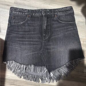 We The Free Size 28 NWOT Black denim mini skirt with fringe detail